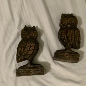 Hand carved antique OWL book ends, true craftsmanship, one off set.